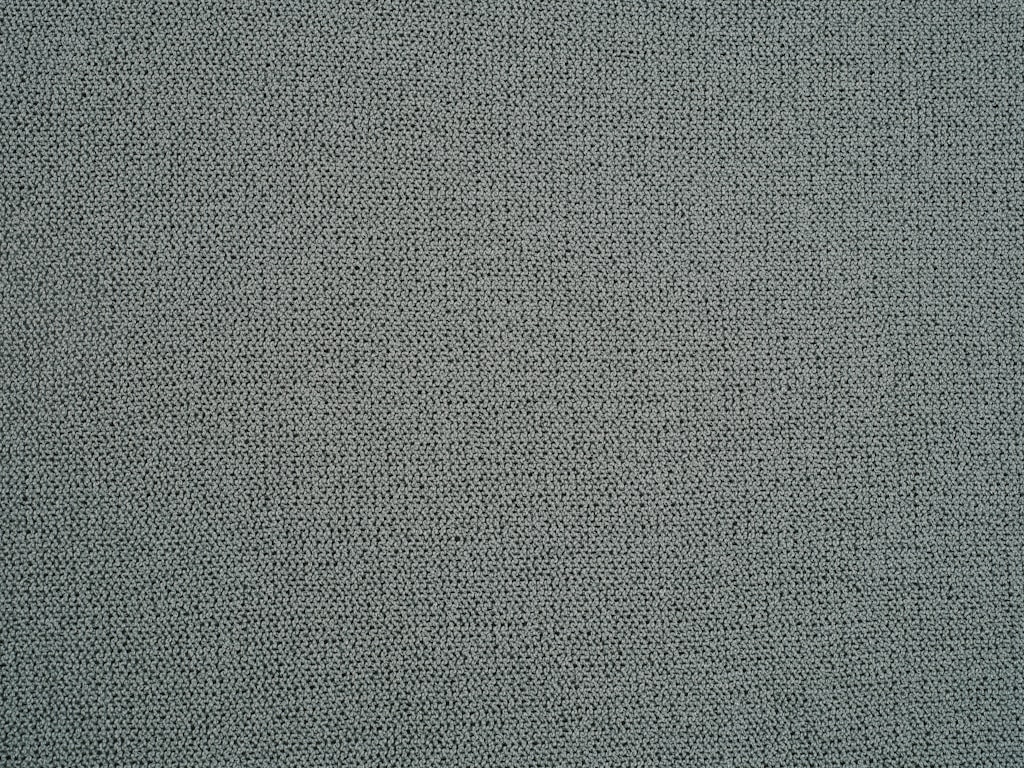 落ち着いたグレーの布地