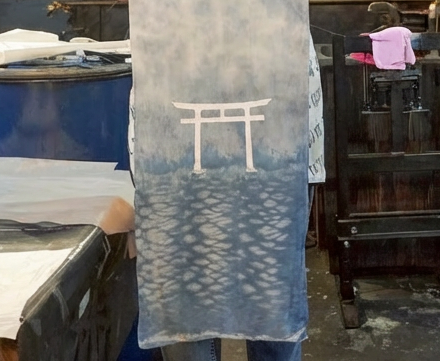 小さいタイプの見本 - 鳥居柄